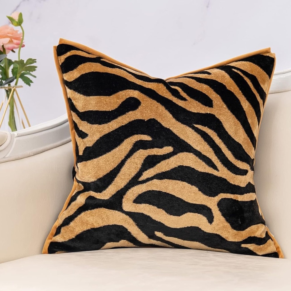 🆕 Zebra Print Velvet EURO decorative accent pillow cover in 20” x 20” animal NWT